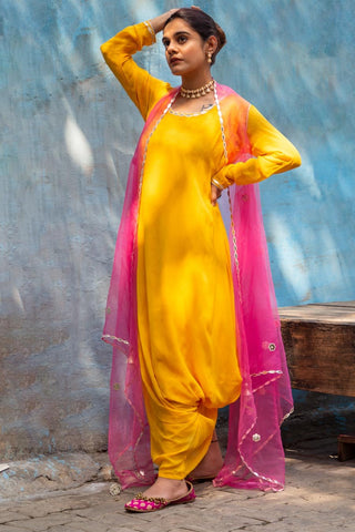 Alphonso Yellow Gown with Fuchsia Cape - Kavvach 