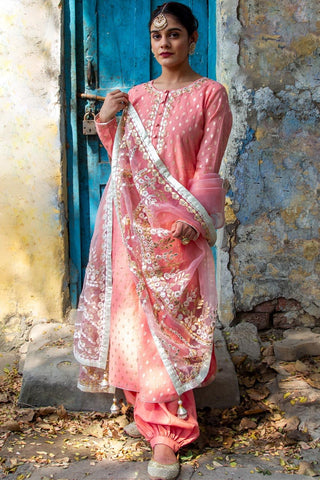 Peach Banarsi Booti Embroidered Suit - Kavvach 