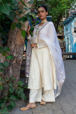 Off-white Banarsi Booti Embroidered Suit - Kavvach 